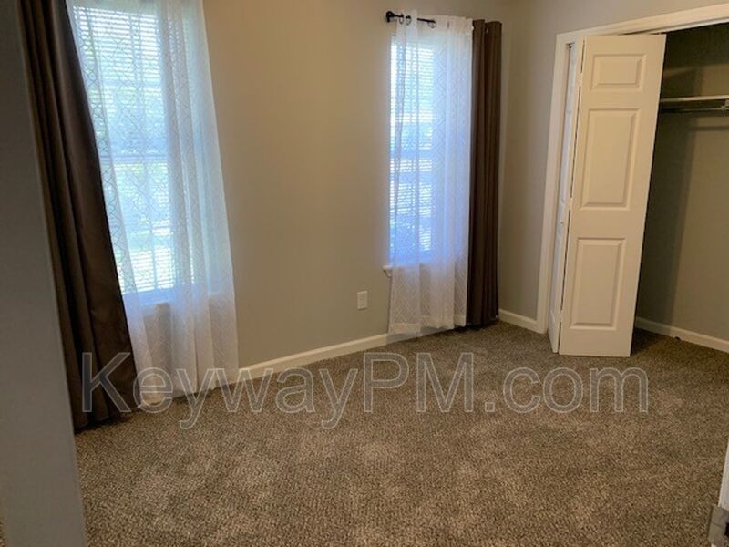 18 Fowkewood Court - Edgewood Heights property image