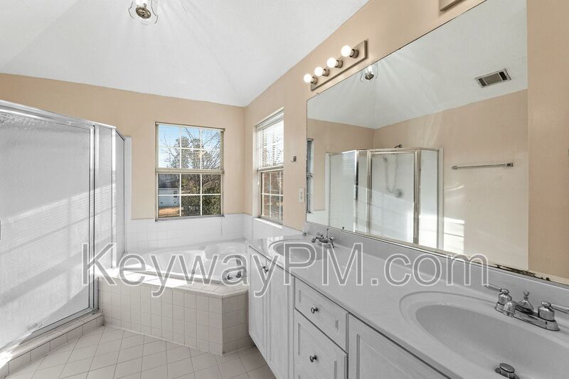 1063 Walton's Pass - Walton's Pass property image