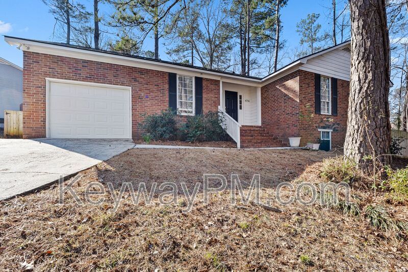 4756 Red Leaf Way - Maple Creek property image