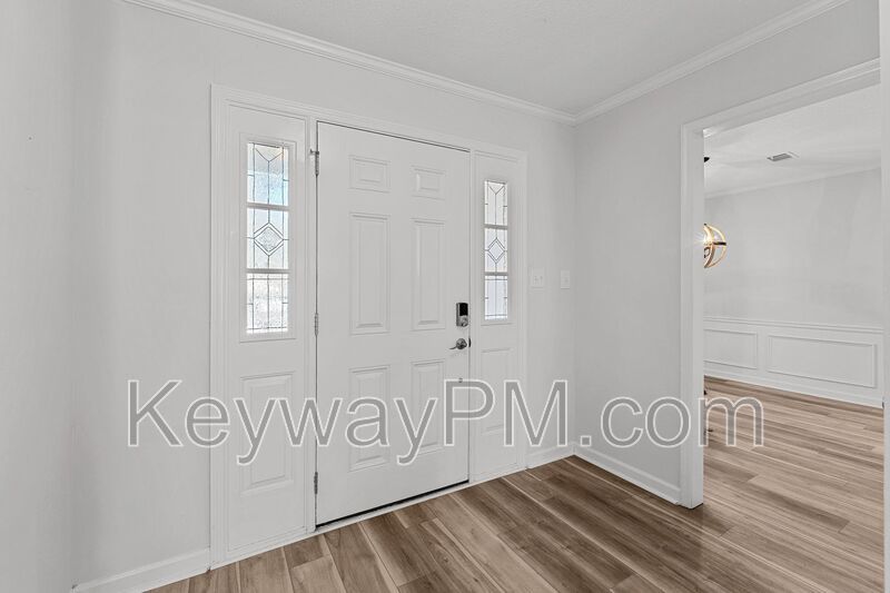 4756 Red Leaf Way - Maple Creek property image