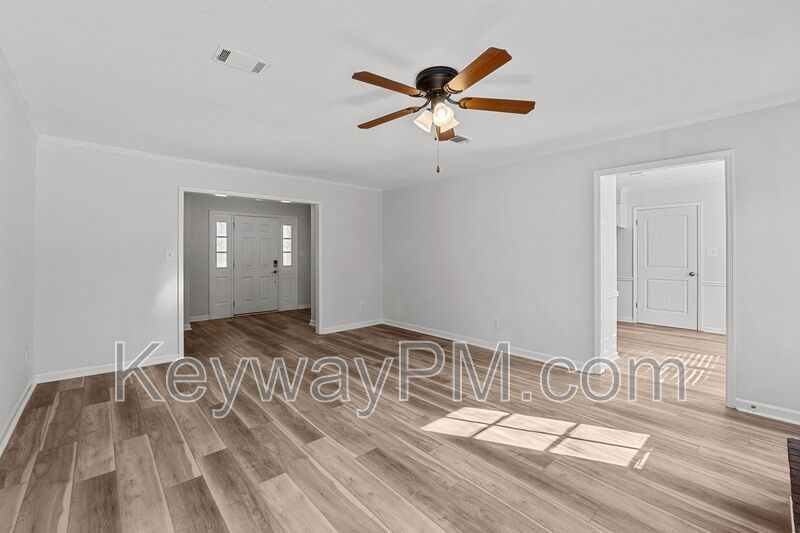 4756 Red Leaf Way - Maple Creek property image