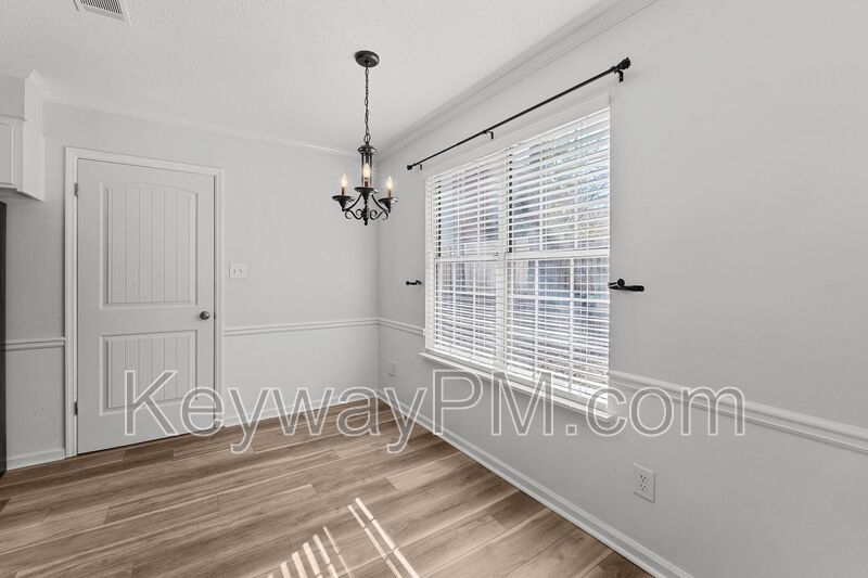 4756 Red Leaf Way - Maple Creek property image