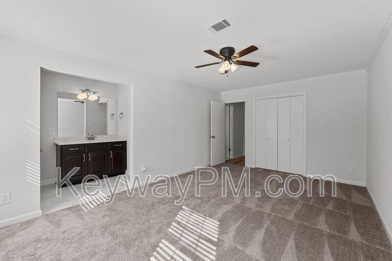 4756 Red Leaf Way - Maple Creek property image