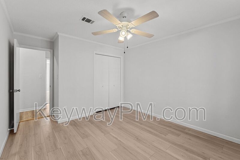 4756 Red Leaf Way - Maple Creek property image