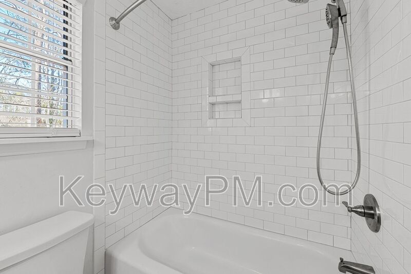 4756 Red Leaf Way - Maple Creek property image