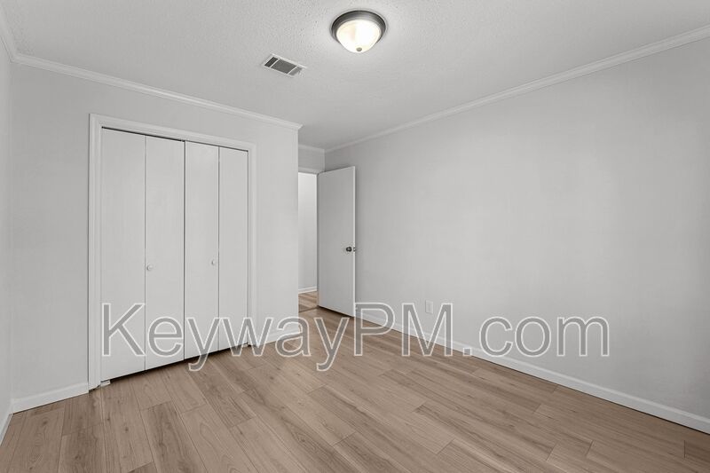 4756 Red Leaf Way - Maple Creek property image