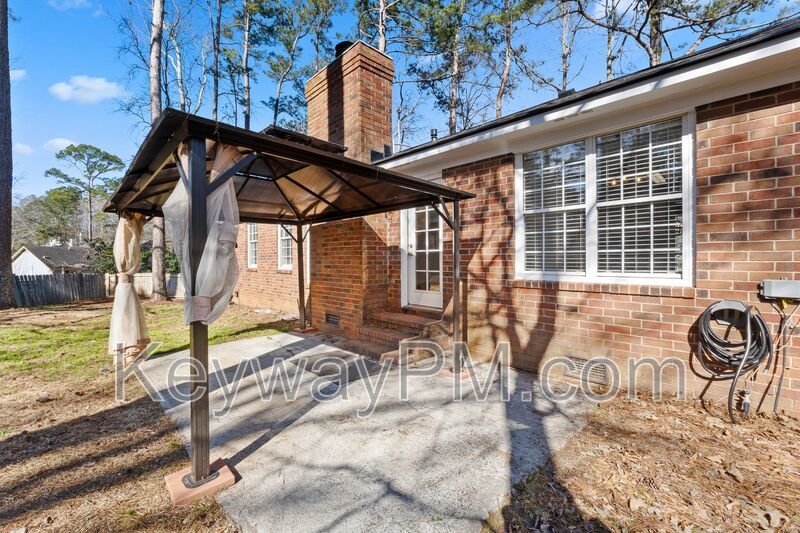 4756 Red Leaf Way - Maple Creek property image