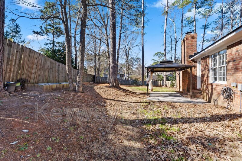 4756 Red Leaf Way - Maple Creek property image