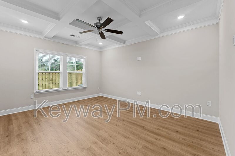 563 Yuma - Village Square property image