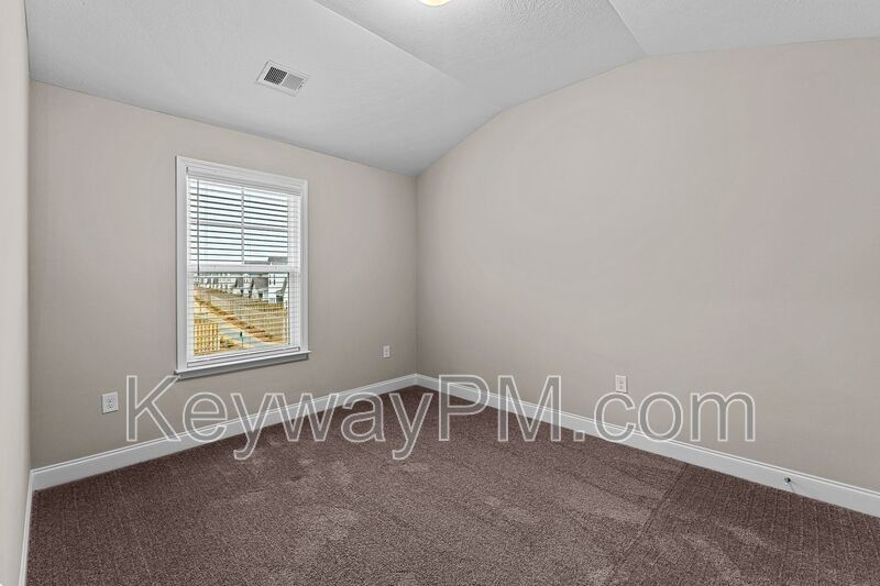 563 Yuma - Village Square property image