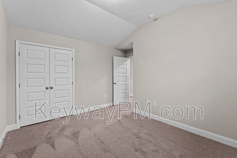 563 Yuma - Village Square property image