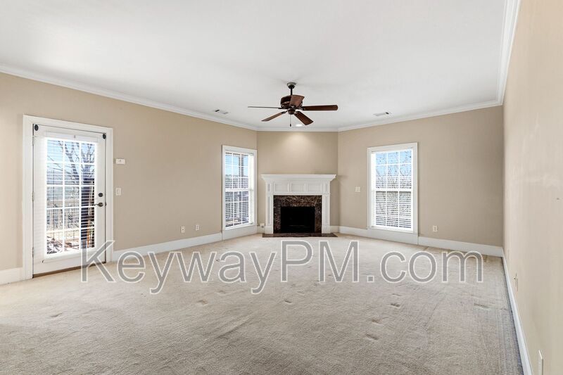 529 John Fox Run property image