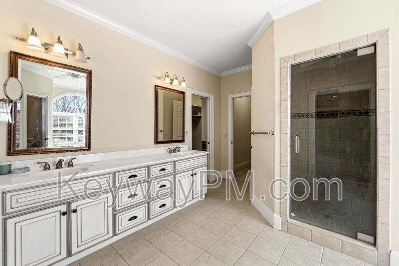 529 John Fox Run property image