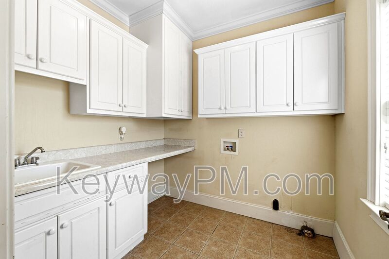 529 John Fox Run property image