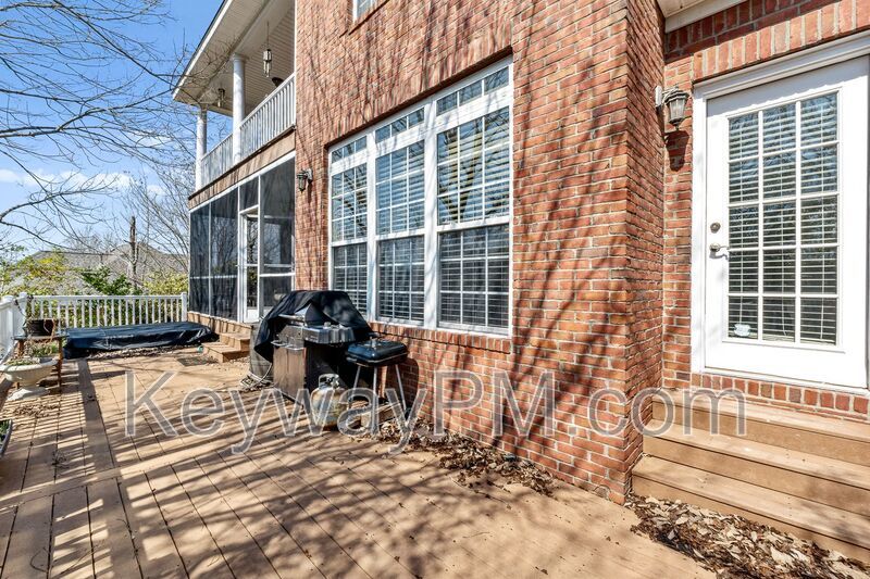 529 John Fox Run property image