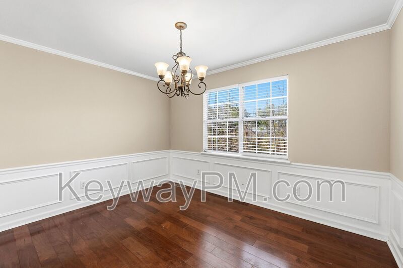 3918 Carson Cutoff - Carson Cutoff @ Petersburg Station property image