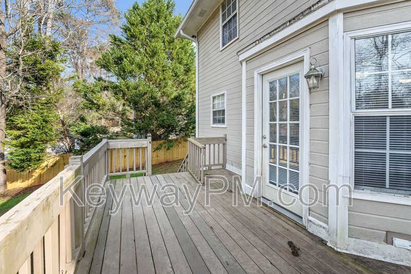 3918 Carson Cutoff - Carson Cutoff @ Petersburg Station property image