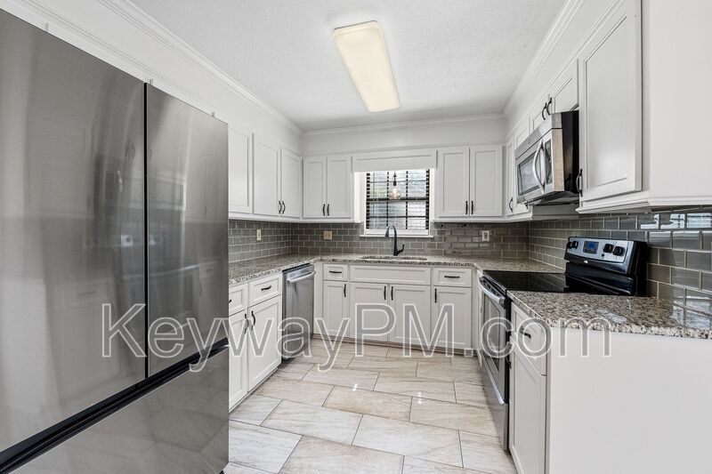 137 Crawford Drive - Kensington property image