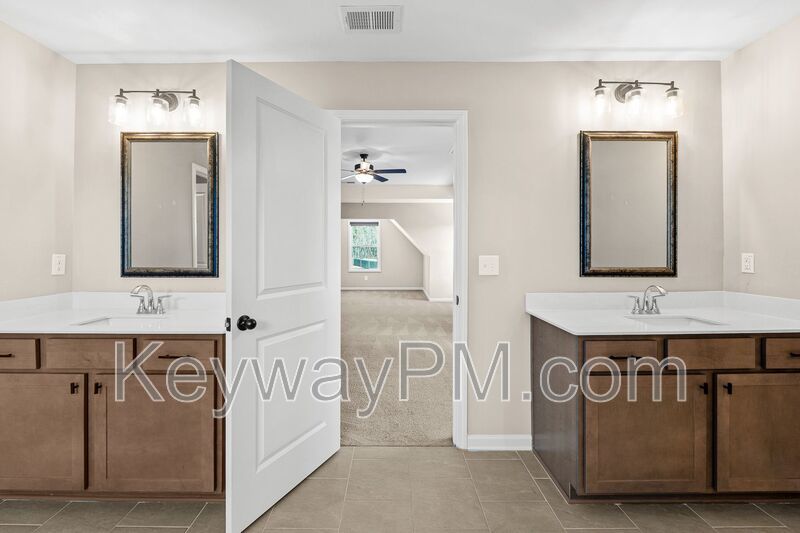 2322 Sheridan Drive- Four Oaks property image