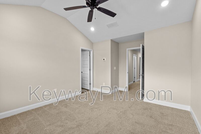 2076 Denmark Avenue SEMiller Landing property image