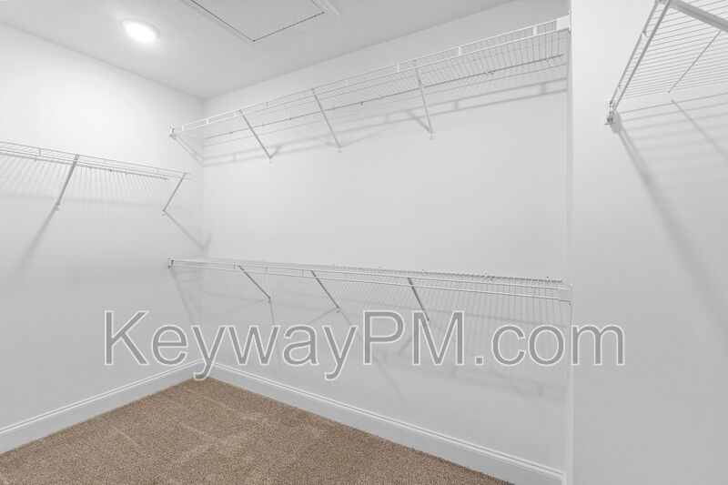 2076 Denmark Avenue SEMiller Landing property image