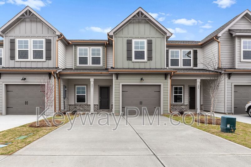 541 Yuma Lane - Village Square property image