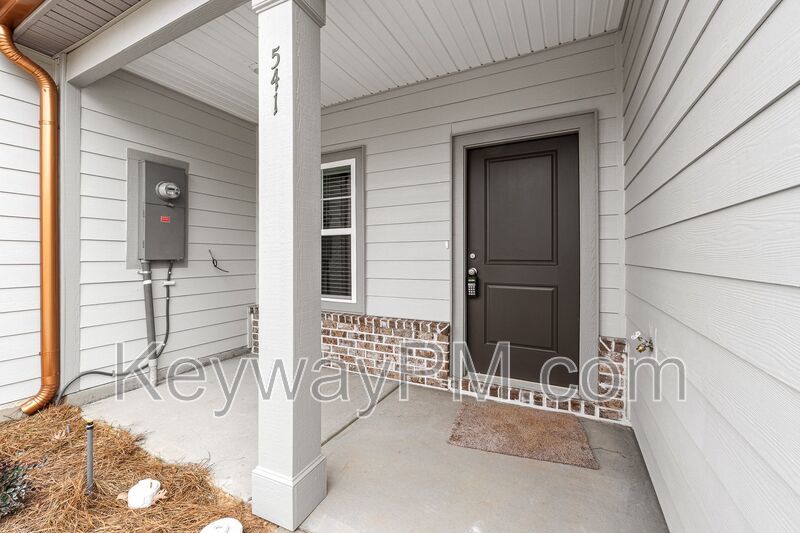 541 Yuma Lane - Village Square property image