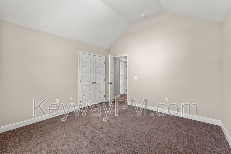 541 Yuma Lane - Village Square property image