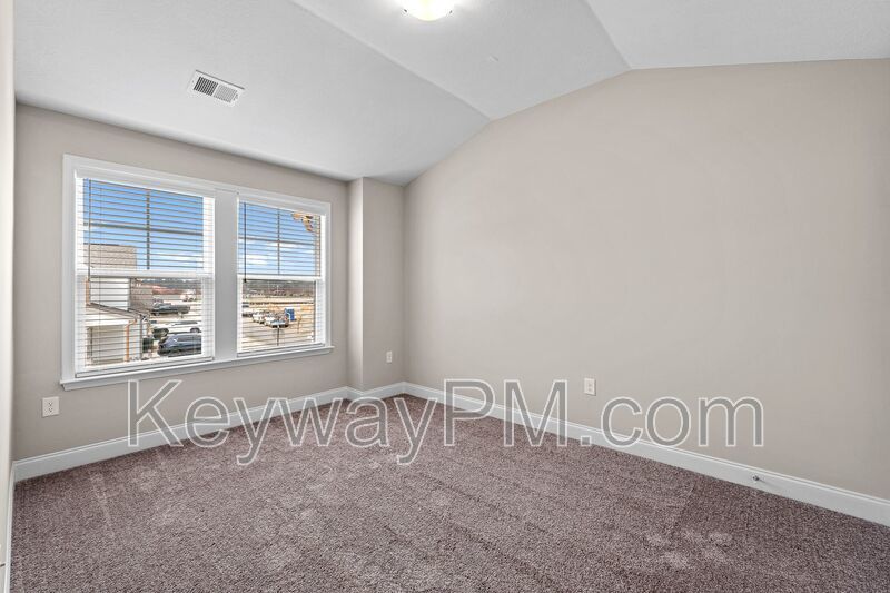 541 Yuma Lane - Village Square property image