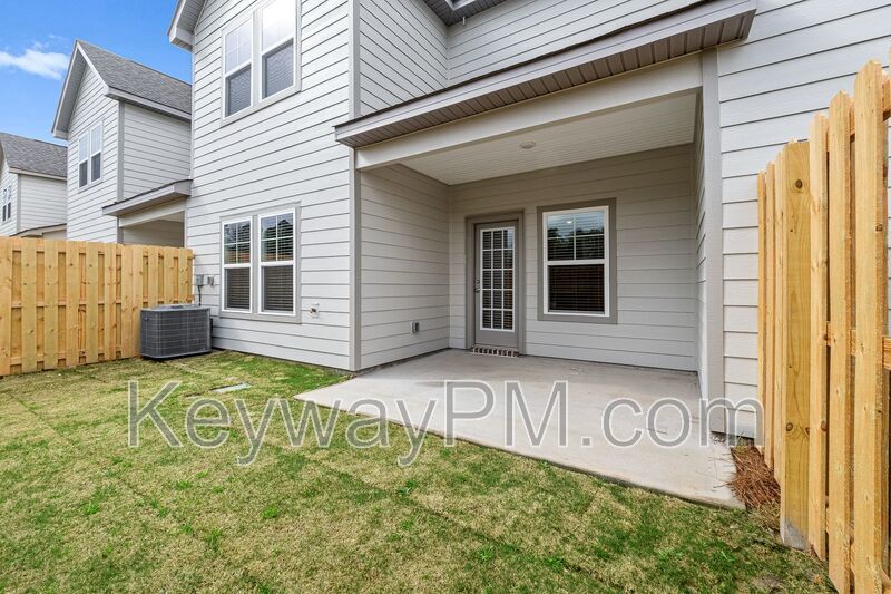 541 Yuma Lane - Village Square property image