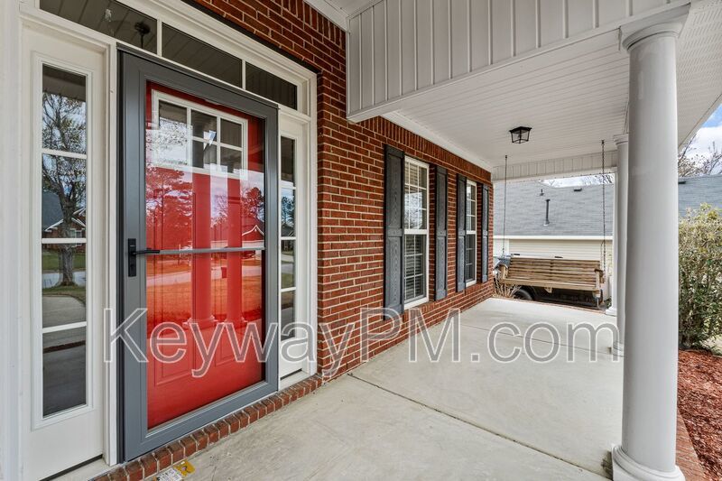 435 Saint Julian Place property image