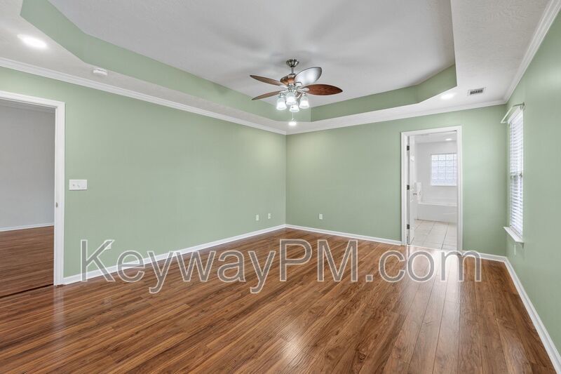 435 Saint Julian Place property image