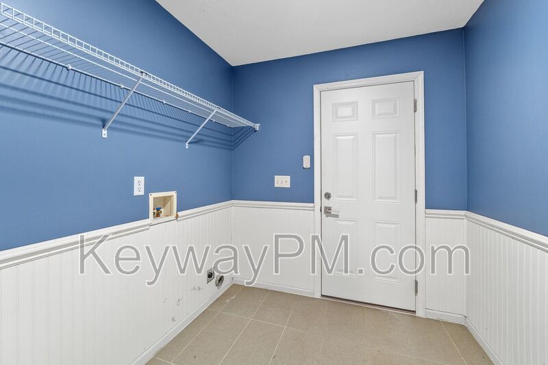 435 Saint Julian Place property image