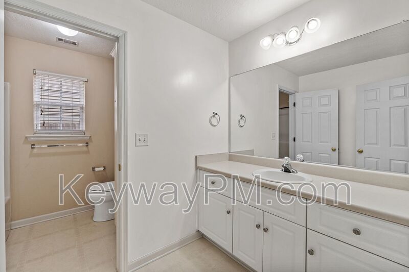 435 Saint Julian Place property image