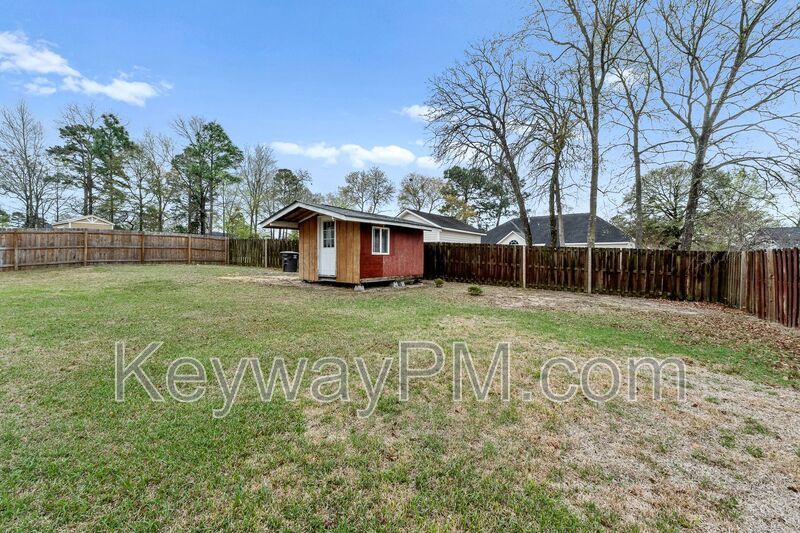 435 Saint Julian Place property image