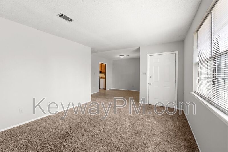 4589 Hickory Drive unit B - Columbia County property image