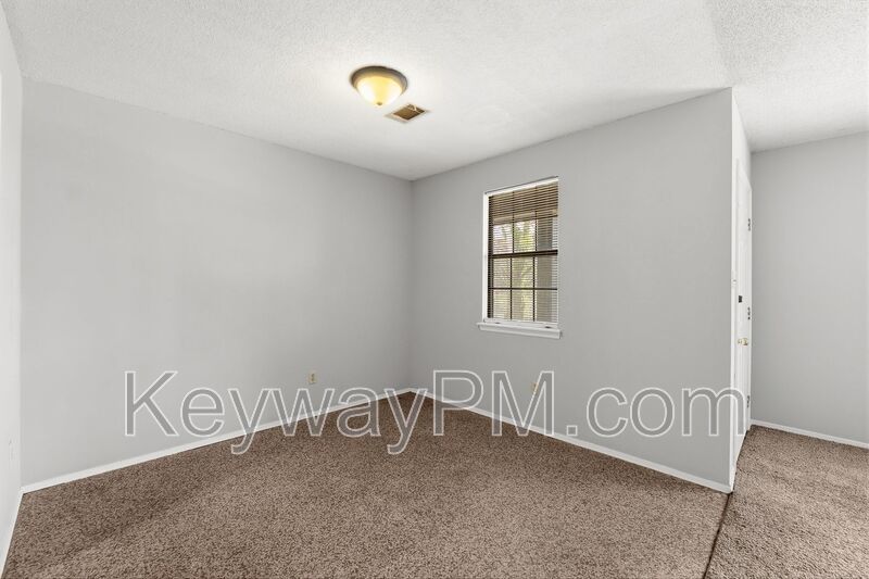 4589 Hickory Drive unit B - Columbia County property image