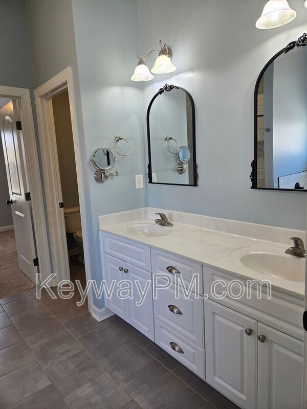 999 Watermark Drive - Summerlin property image