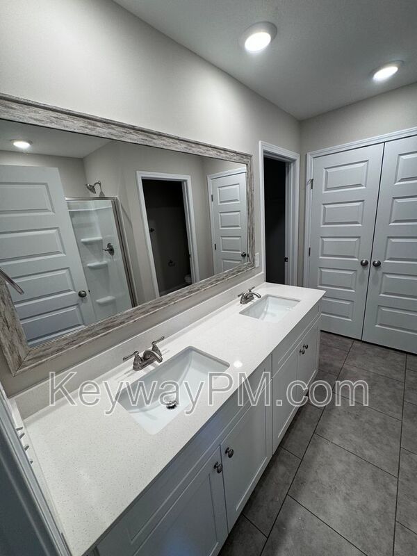 557 Yuma Lane - Village Square property image