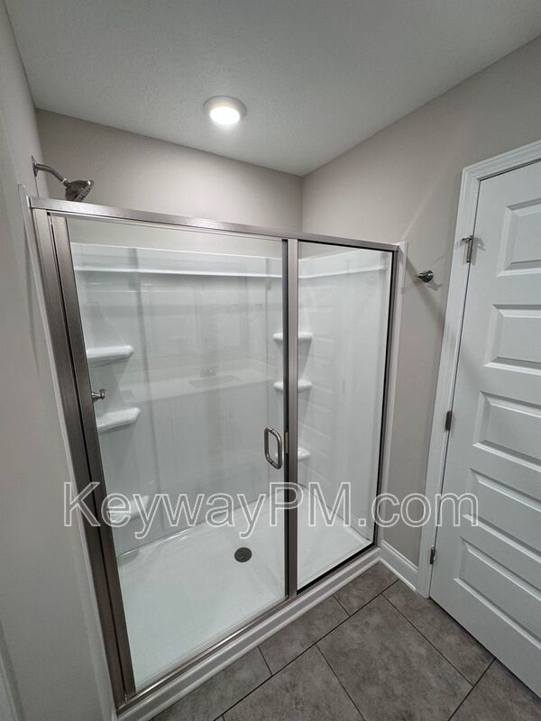 557 Yuma Lane - Village Square property image