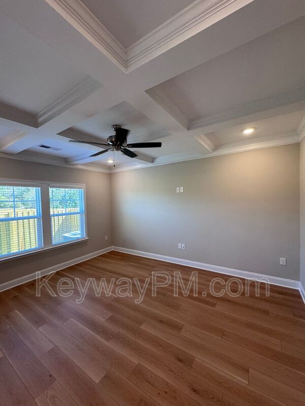 571 Yuma Lane - Village Square property image