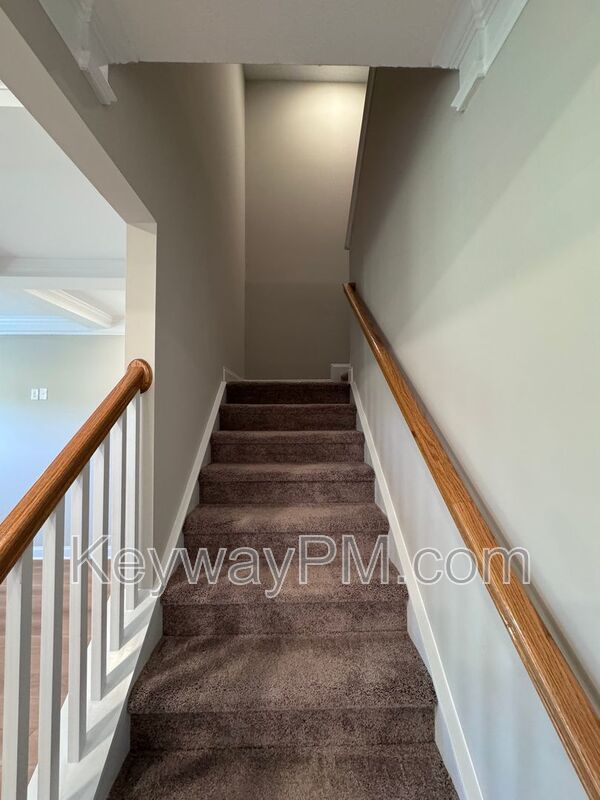 571 Yuma Lane - Village Square property image