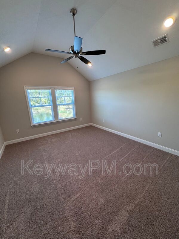 571 Yuma Lane - Village Square property image
