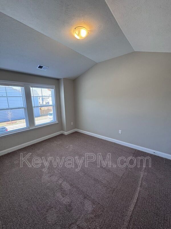 571 Yuma Lane - Village Square property image