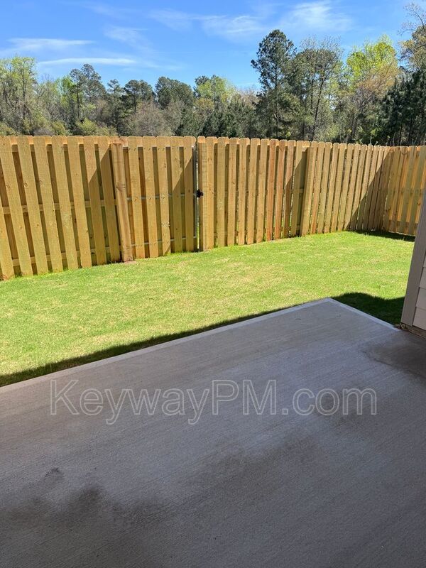 571 Yuma Lane - Village Square property image