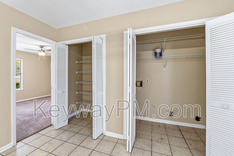 912 Jones Drive NW - Colonial Village property image