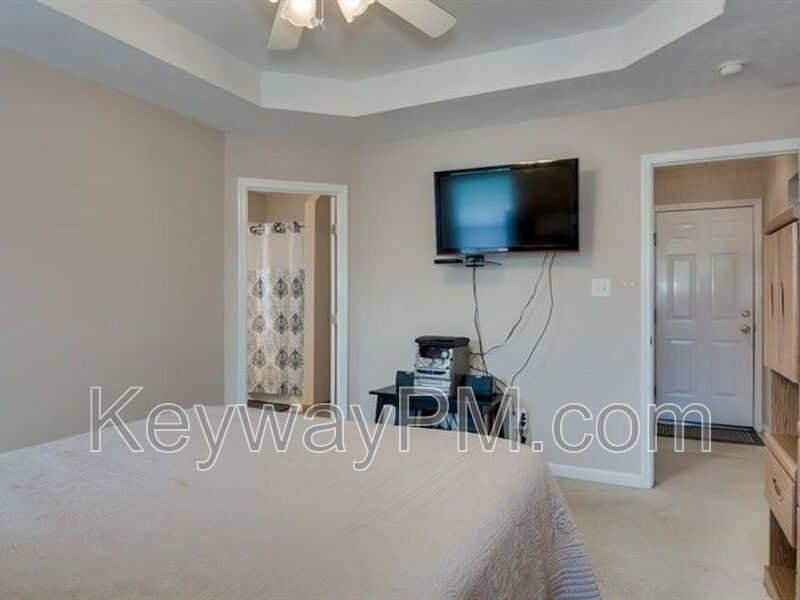 3019 Pepper Hill Drive - Pepper Hill property image