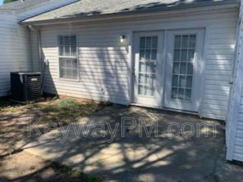 130 Bennington Lane - Bennington Townhomes property image