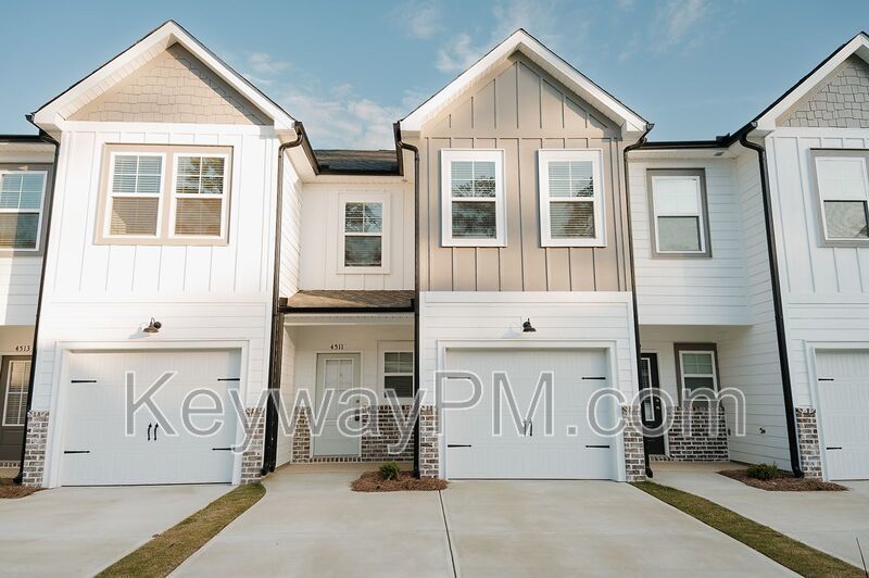 4511 Chestnut Trail - Canton Park property image