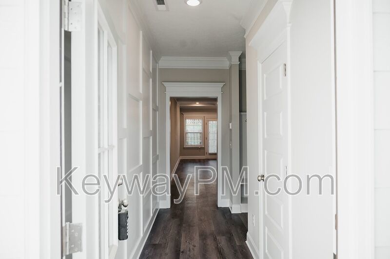 4511 Chestnut Trail - Canton Park property image